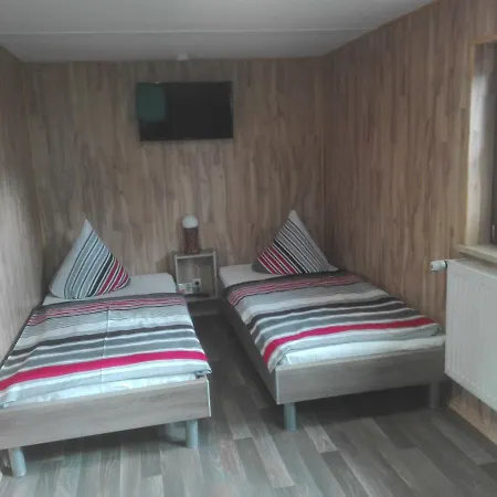 Ferienbungalow 1 Ubytování v soukromí Dierkow